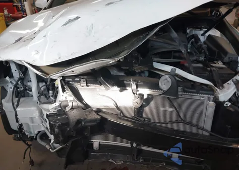 2017 Toyota Camry Le z USA, uszkodzony, nr VIN 4T1BF1FK3HU285833